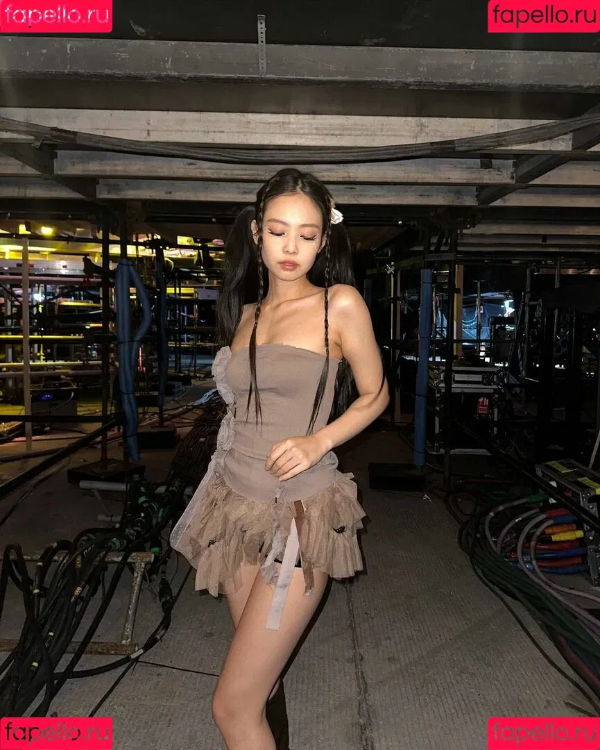 Blackpink / Jennie | BLΛƆKPIИK / jennierubyjane / sheflieshigh Onlyfans Photo Gallery 