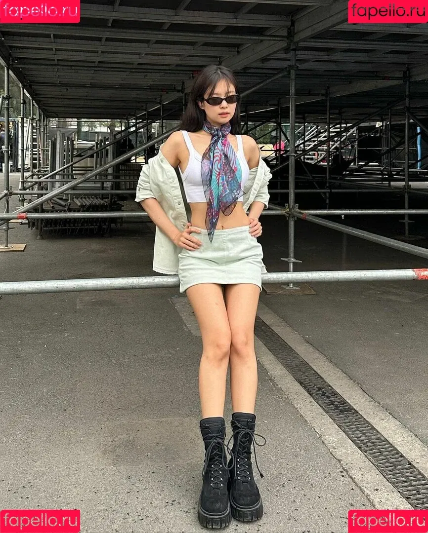 Blackpink / Jennie | BLΛƆKPIИK / jennierubyjane / sheflieshigh Onlyfans Photo Gallery 
