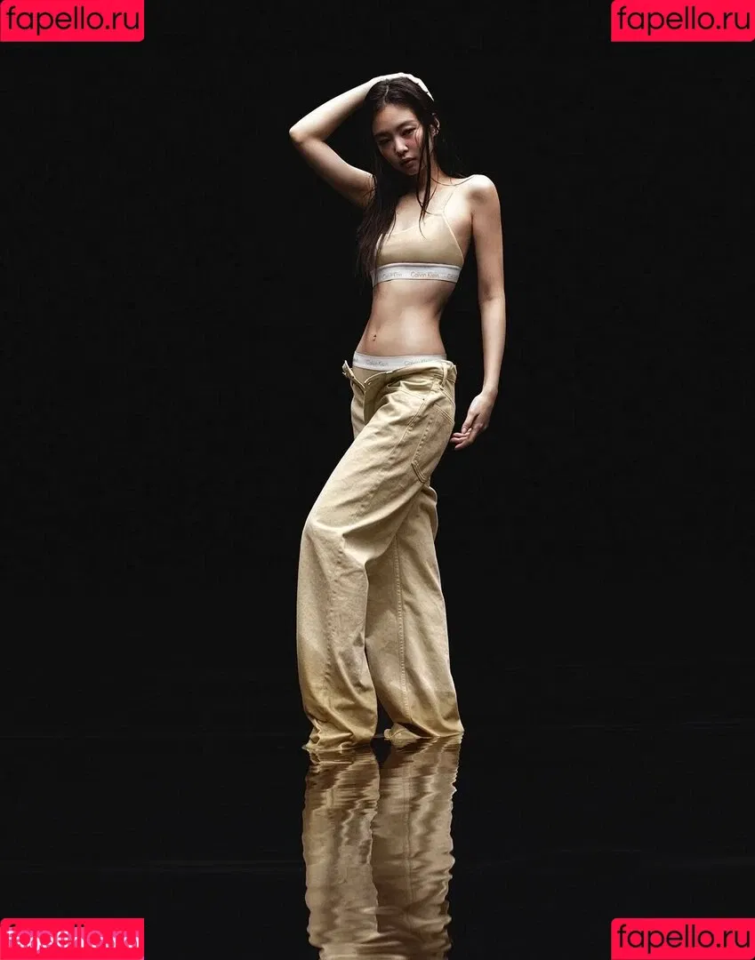 Blackpink / Jennie | BLΛƆKPIИK / jennierubyjane / sheflieshigh Onlyfans Photo Gallery 