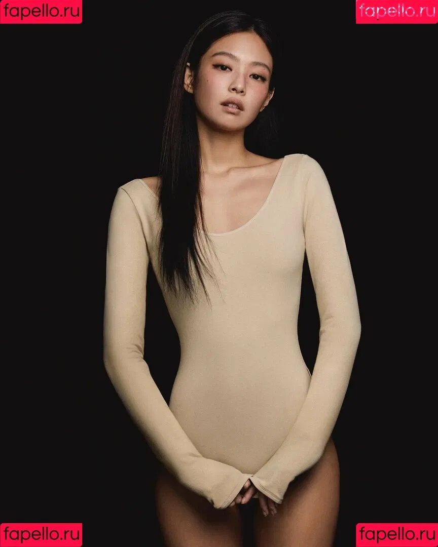 Blackpink / Jennie | BLΛƆKPIИK / jennierubyjane / sheflieshigh Onlyfans Photo Gallery 