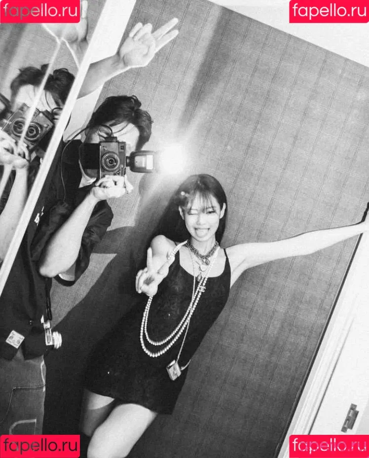 Blackpink / Jennie | BLΛƆKPIИK / jennierubyjane / sheflieshigh Onlyfans Photo Gallery 