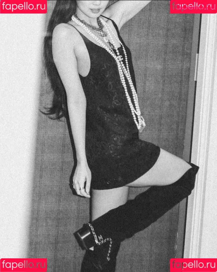 Blackpink / Jennie | BLΛƆKPIИK / jennierubyjane / sheflieshigh Onlyfans Photo Gallery 