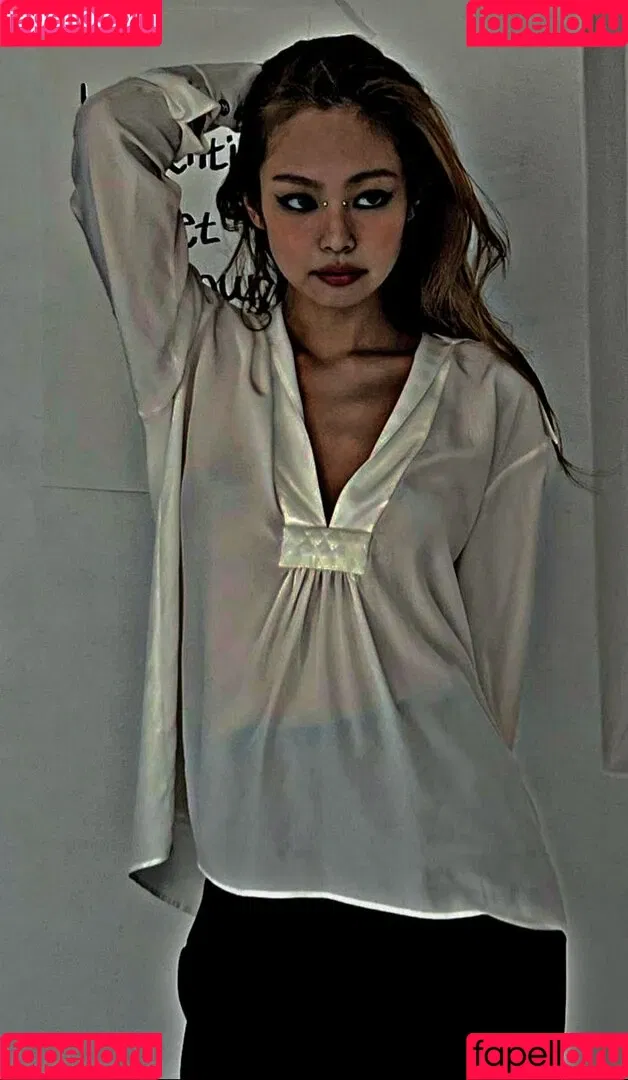 Blackpink / Jennie | BLΛƆKPIИK / jennierubyjane / sheflieshigh Onlyfans Photo Gallery 