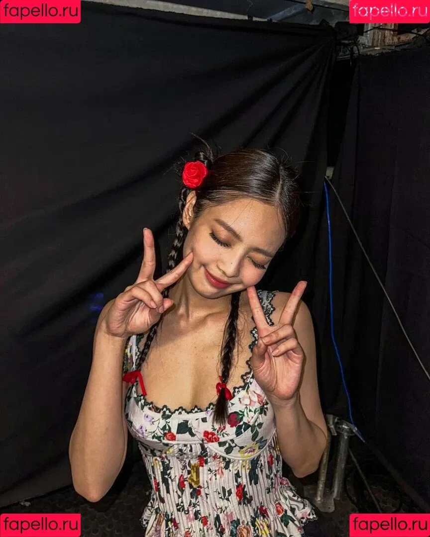 Blackpink / Jennie | BLΛƆKPIИK / jennierubyjane / sheflieshigh Onlyfans Photo Gallery 