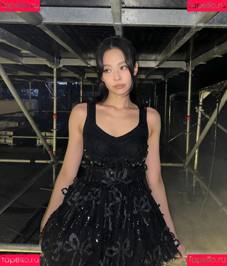 Blackpink / Jennie | BLΛƆKPIИK / jennierubyjane / sheflieshigh Onlyfans Photo Gallery 
