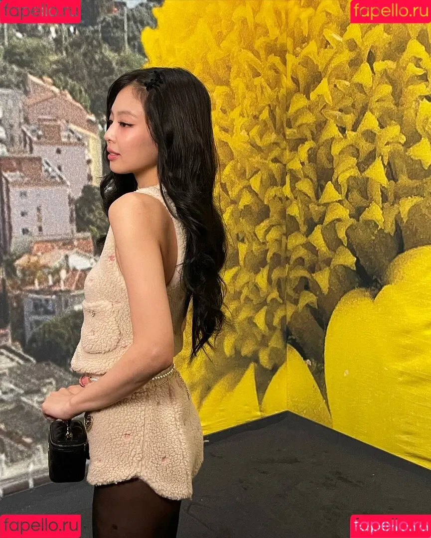 Blackpink / Jennie | BLΛƆKPIИK / jennierubyjane / sheflieshigh Onlyfans Photo Gallery 