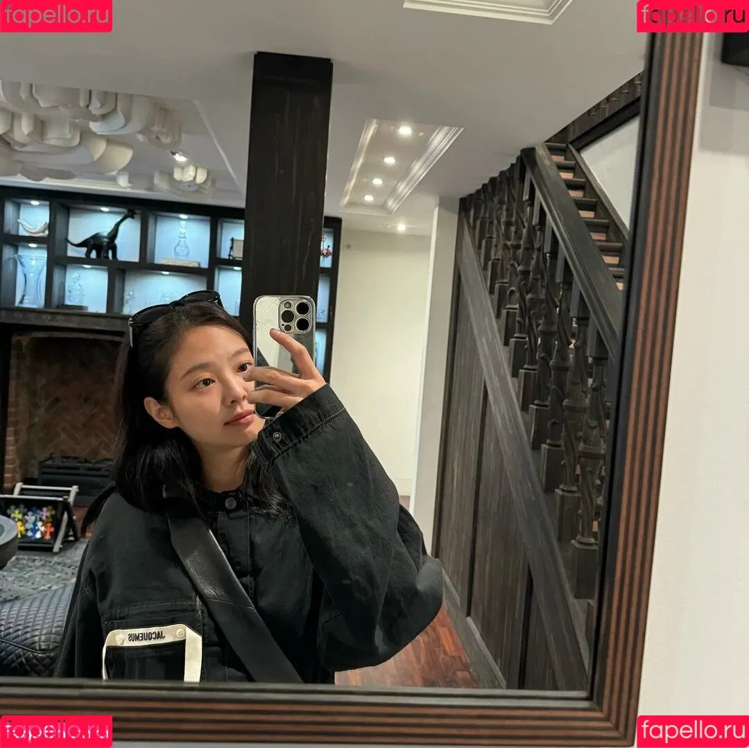 Blackpink / Jennie | BLΛƆKPIИK / jennierubyjane / sheflieshigh Onlyfans Photo Gallery 