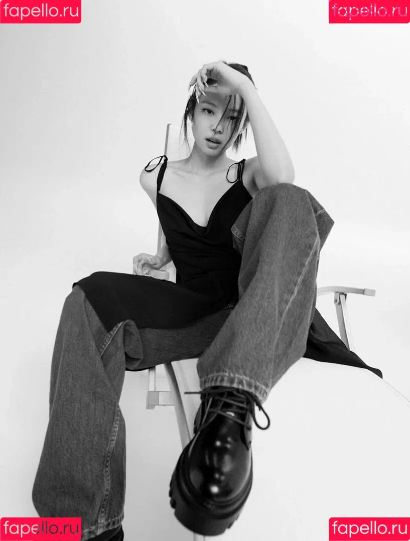 Blackpink / Jennie | BLΛƆKPIИK / jennierubyjane / sheflieshigh Onlyfans Photo Gallery 