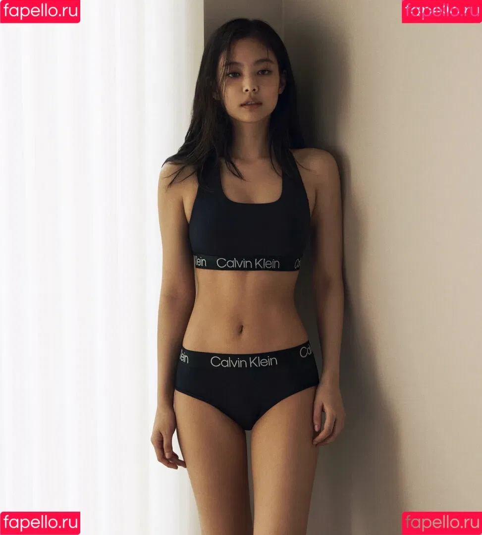 Blackpink / Jennie | BLΛƆKPIИK / jennierubyjane / sheflieshigh Onlyfans Photo Gallery 