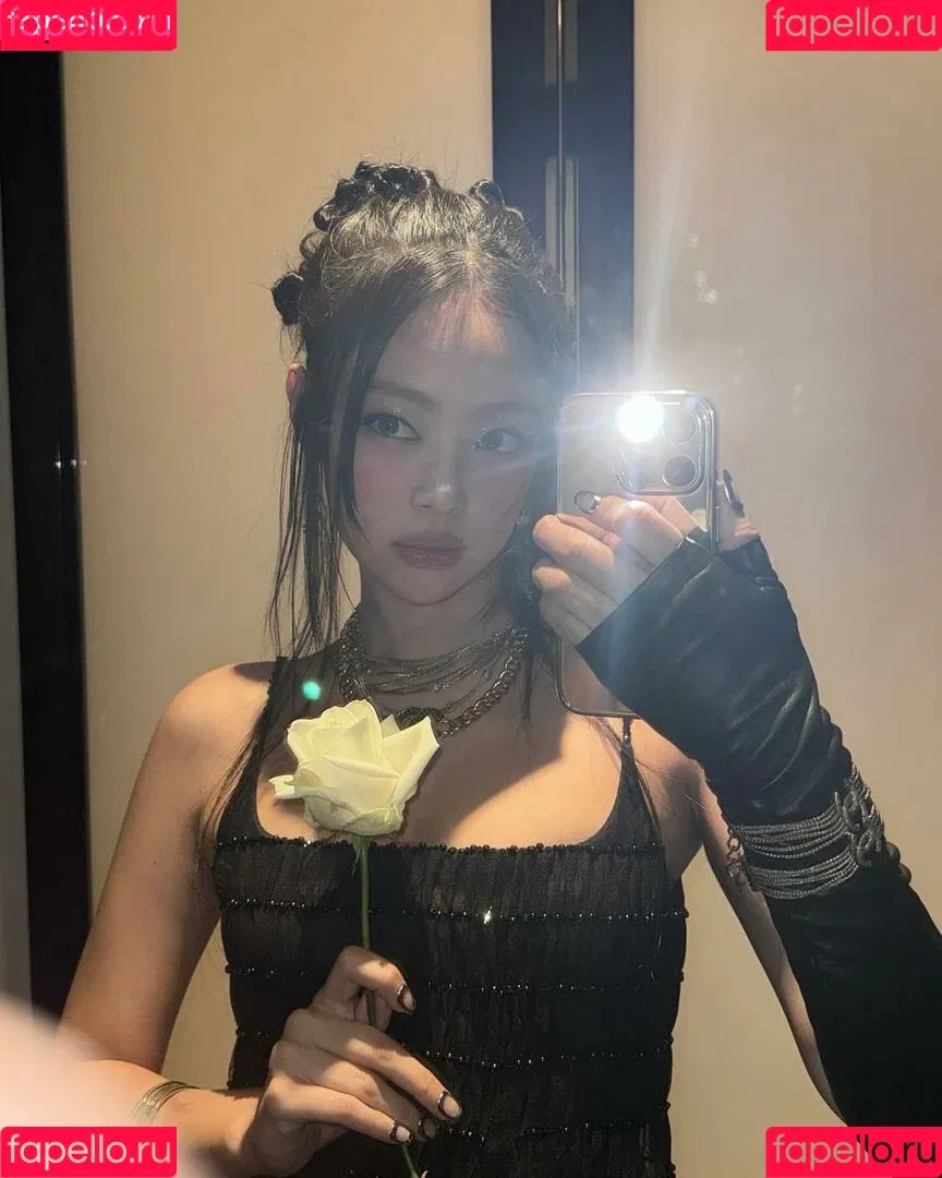 Blackpink / Jennie | BLΛƆKPIИK / jennierubyjane / sheflieshigh Onlyfans Photo Gallery 