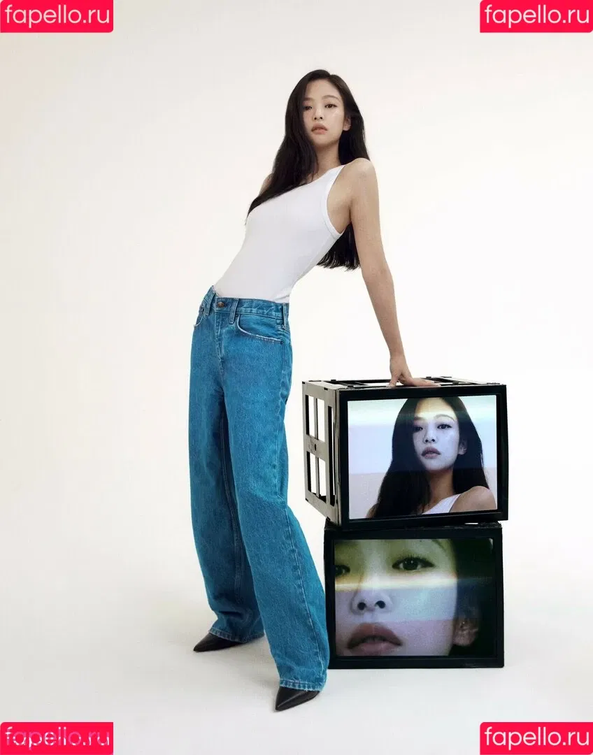Blackpink / Jennie | BLΛƆKPIИK / jennierubyjane / sheflieshigh Onlyfans Photo Gallery 