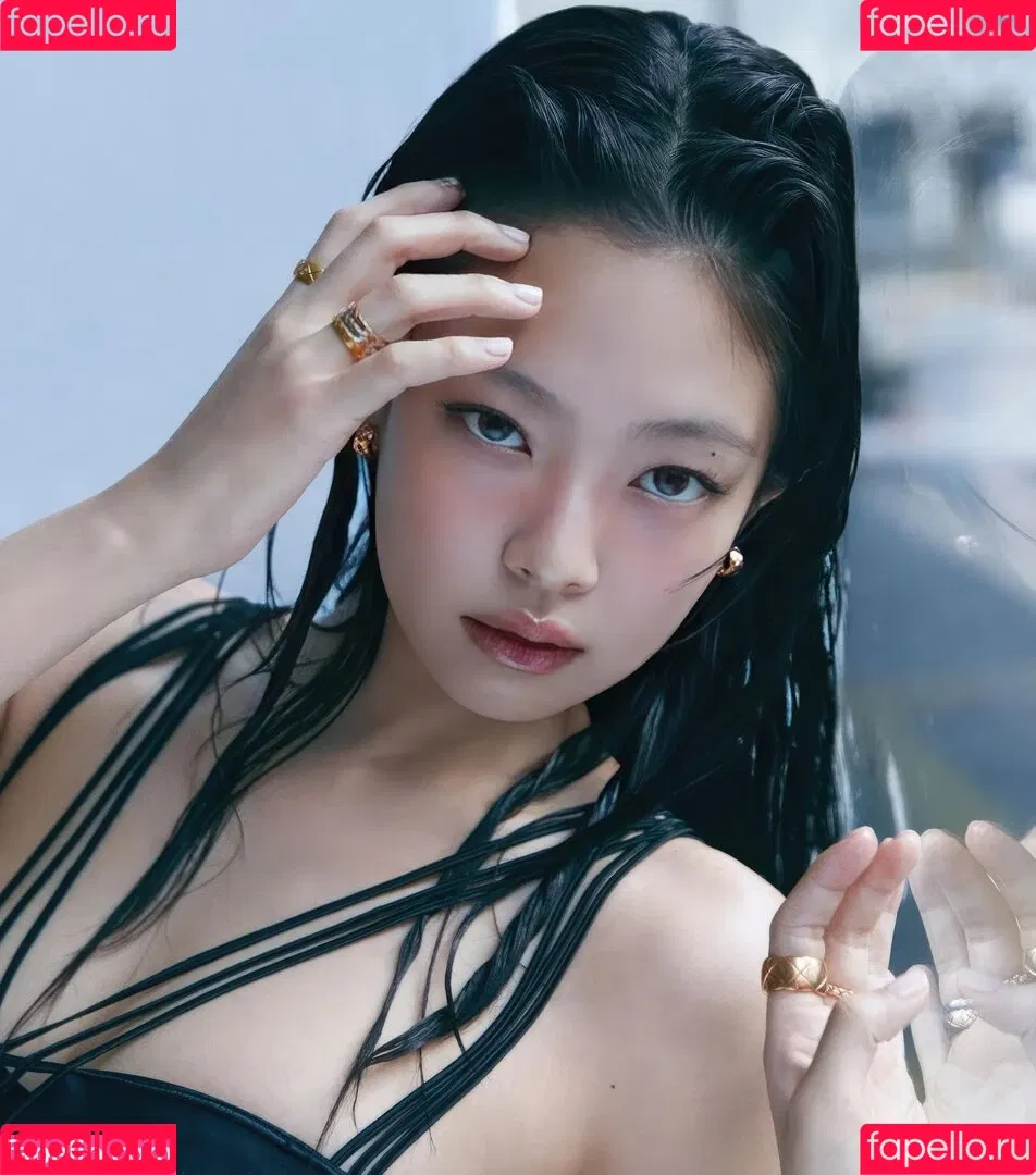 Blackpink / Jennie | BLΛƆKPIИK / jennierubyjane / sheflieshigh Onlyfans Photo Gallery 