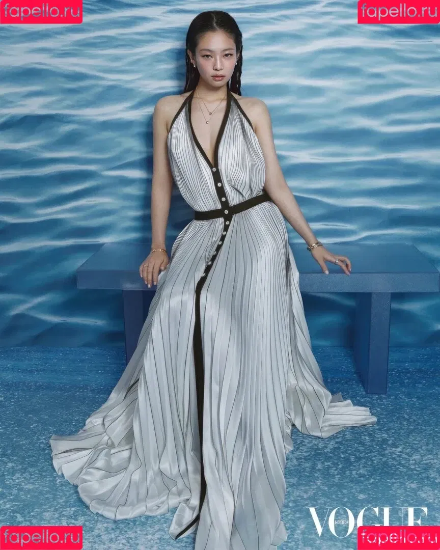 Blackpink / Jennie | BLΛƆKPIИK / jennierubyjane / sheflieshigh Onlyfans Photo Gallery 