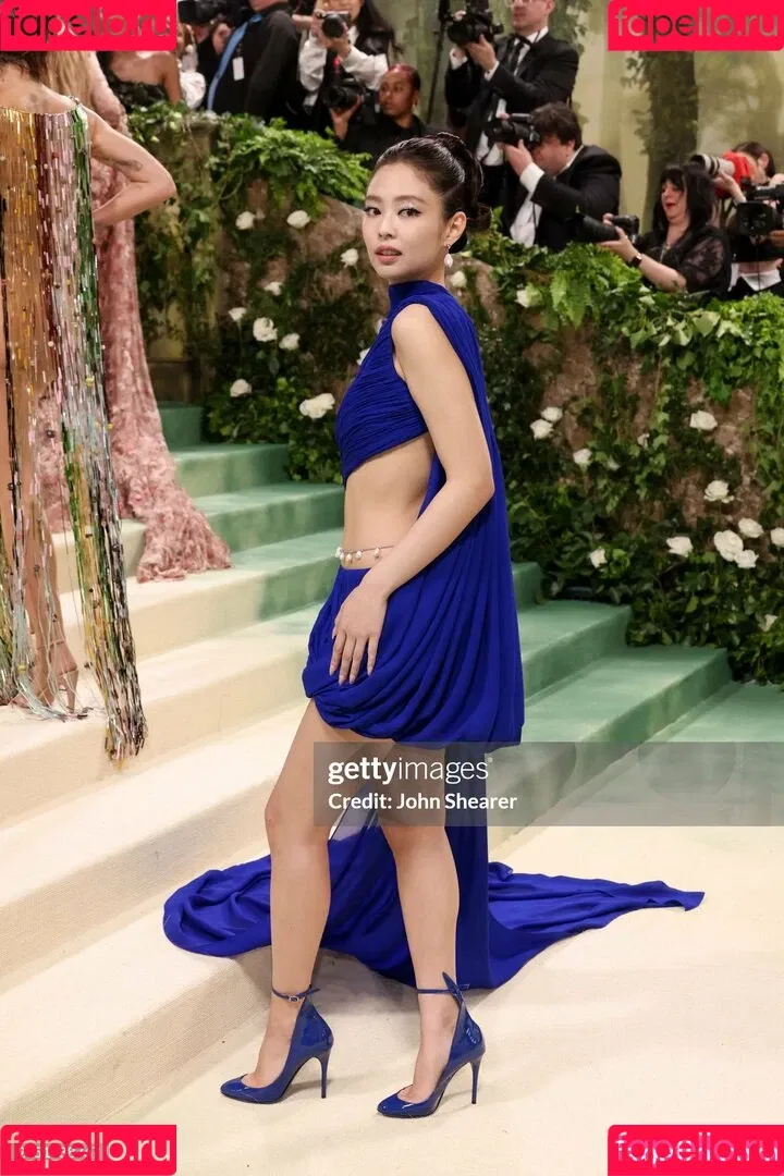 Blackpink / Jennie | BLΛƆKPIИK / jennierubyjane / sheflieshigh Onlyfans Photo Gallery 