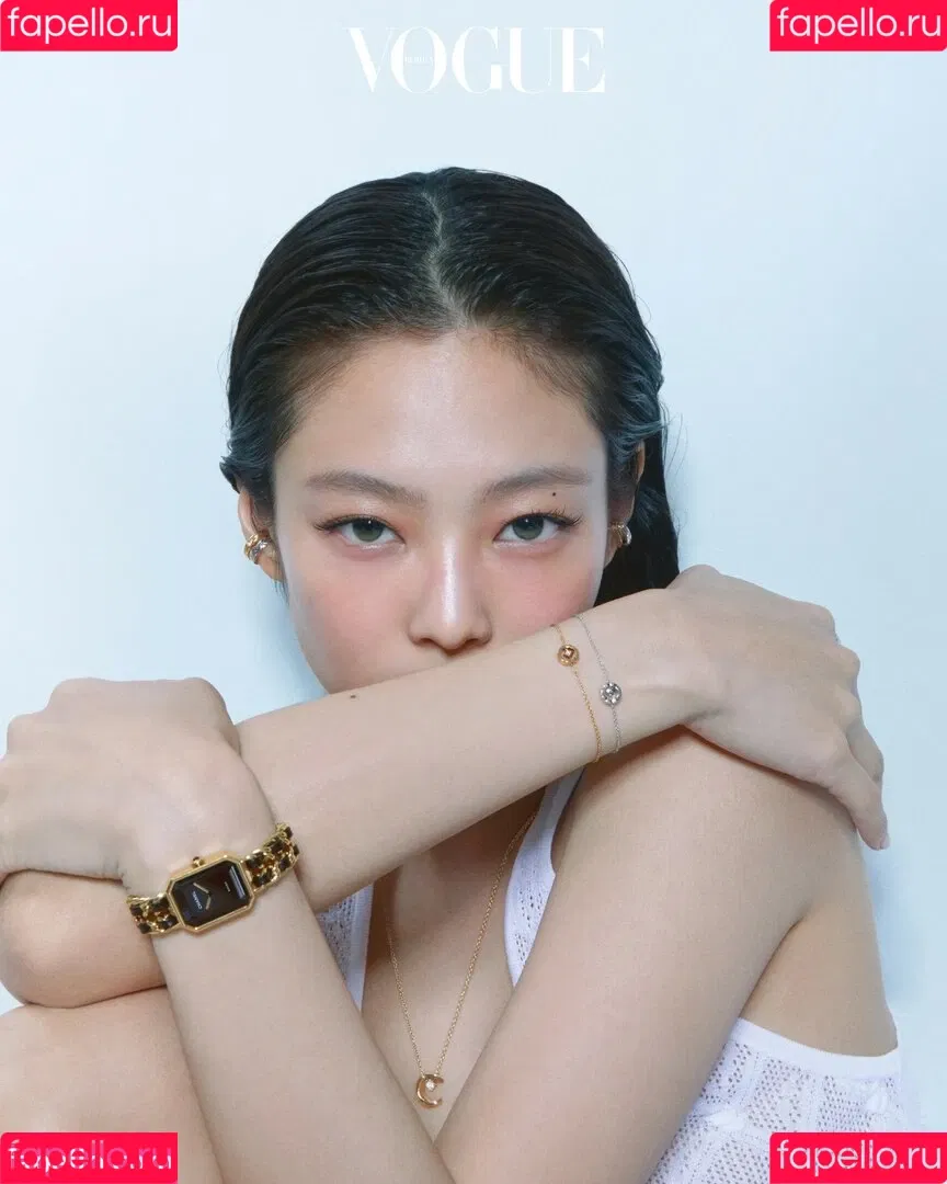 Blackpink / Jennie | BLΛƆKPIИK / jennierubyjane / sheflieshigh Onlyfans Photo Gallery 