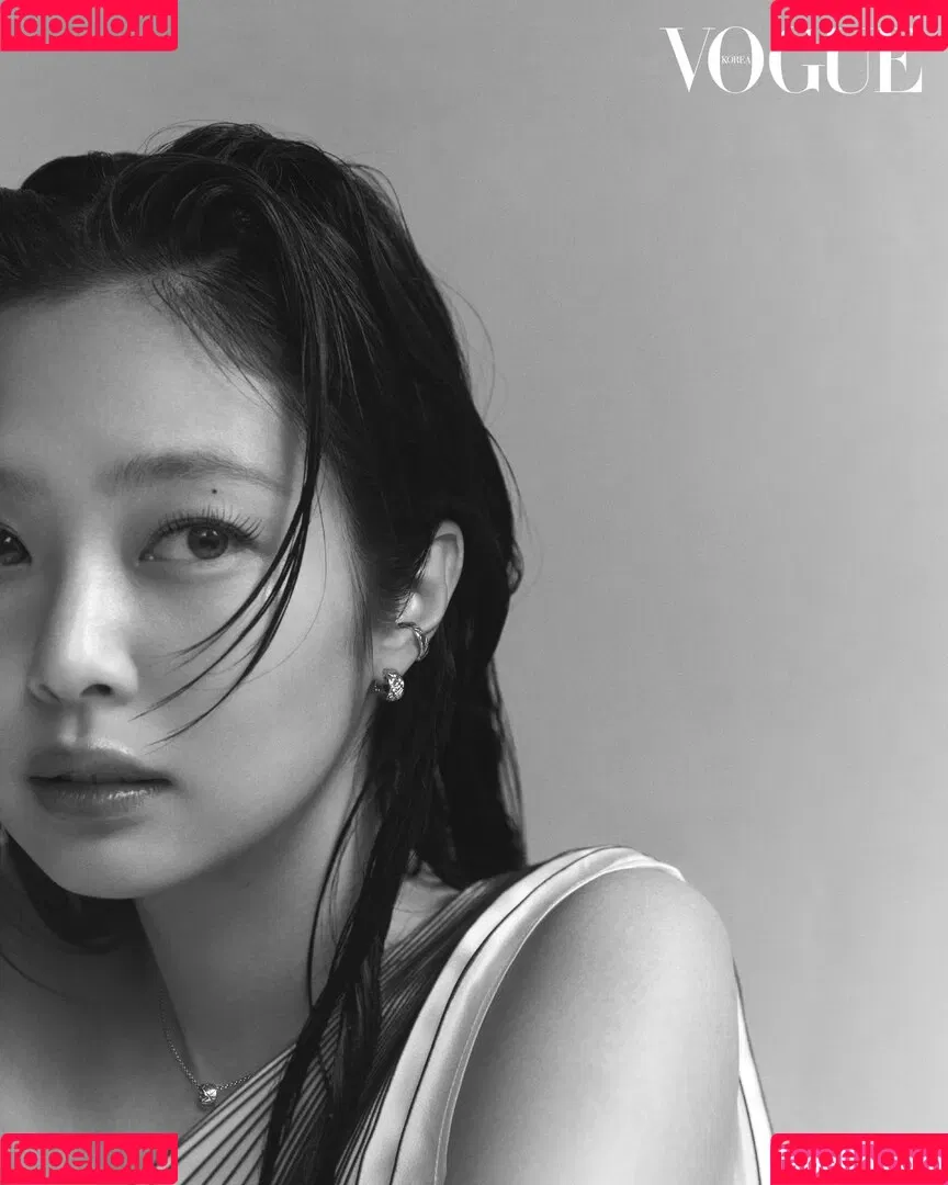 Blackpink / Jennie | BLΛƆKPIИK / jennierubyjane / sheflieshigh Onlyfans Photo Gallery 