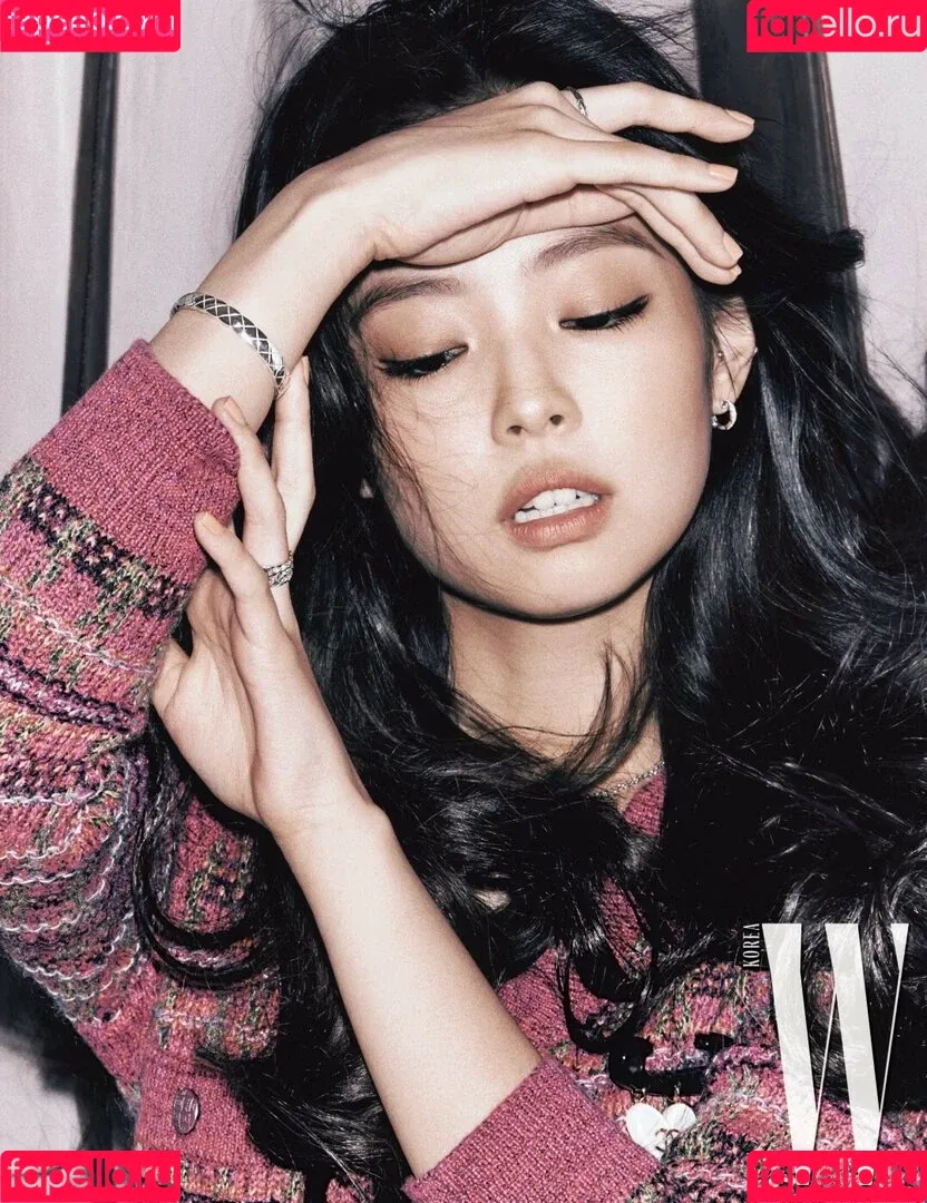 Blackpink / Jennie | BLΛƆKPIИK / jennierubyjane / sheflieshigh Onlyfans Photo Gallery 