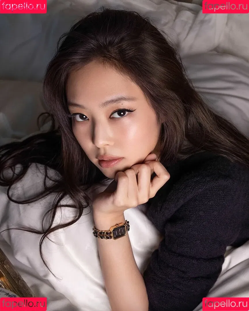 Blackpink / Jennie | BLΛƆKPIИK / jennierubyjane / sheflieshigh Onlyfans Photo Gallery 