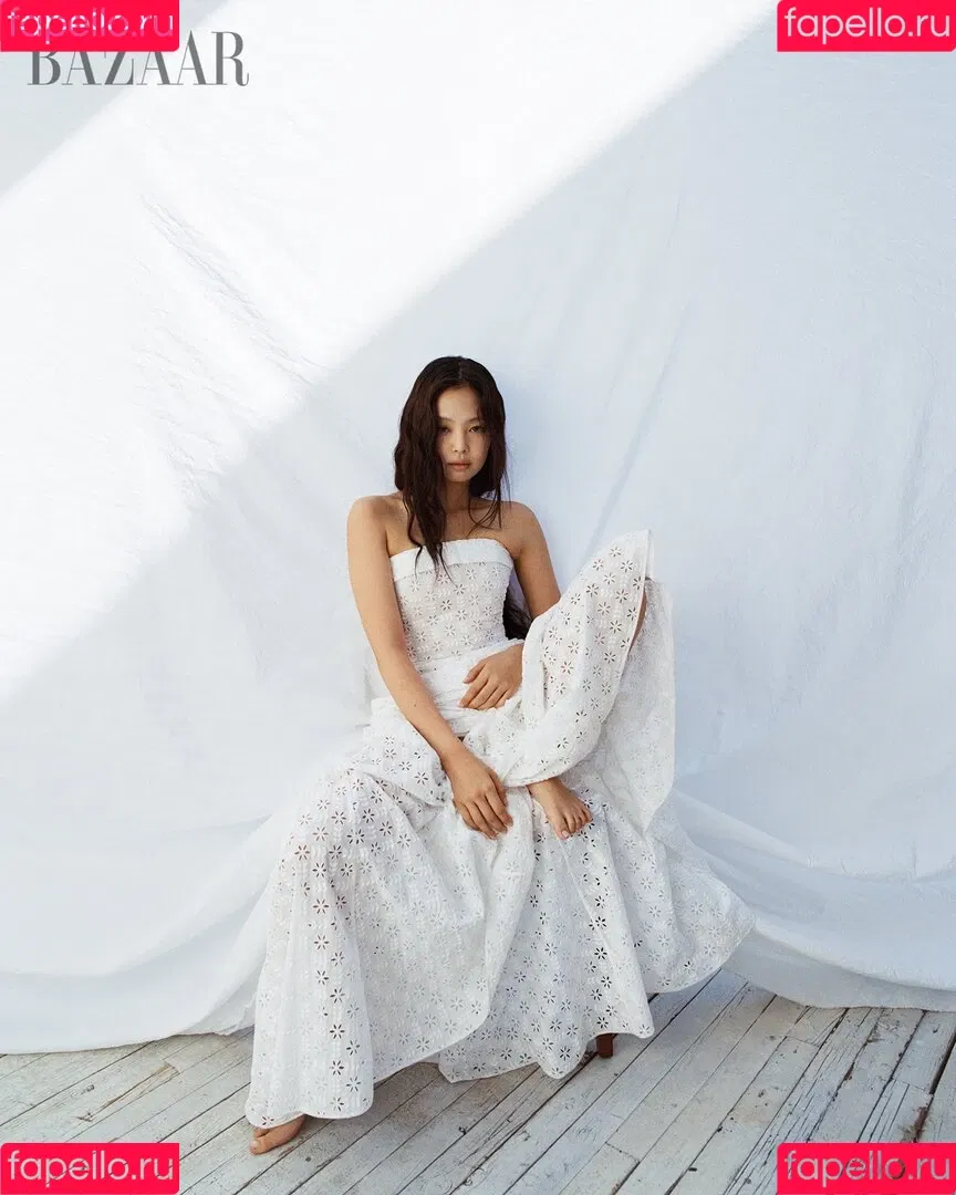 Blackpink / Jennie | BLΛƆKPIИK / jennierubyjane / sheflieshigh Onlyfans Photo Gallery 