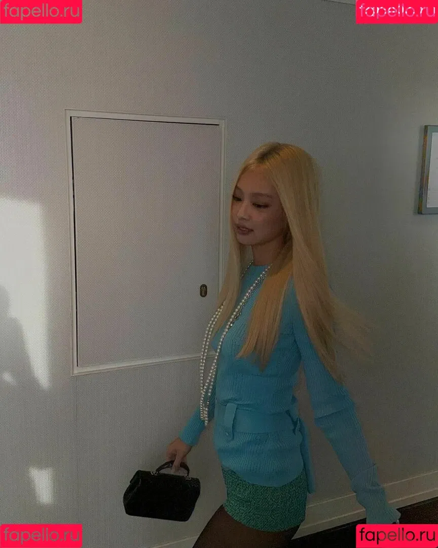 Blackpink / Jennie | BLΛƆKPIИK / jennierubyjane / sheflieshigh Onlyfans Photo Gallery 