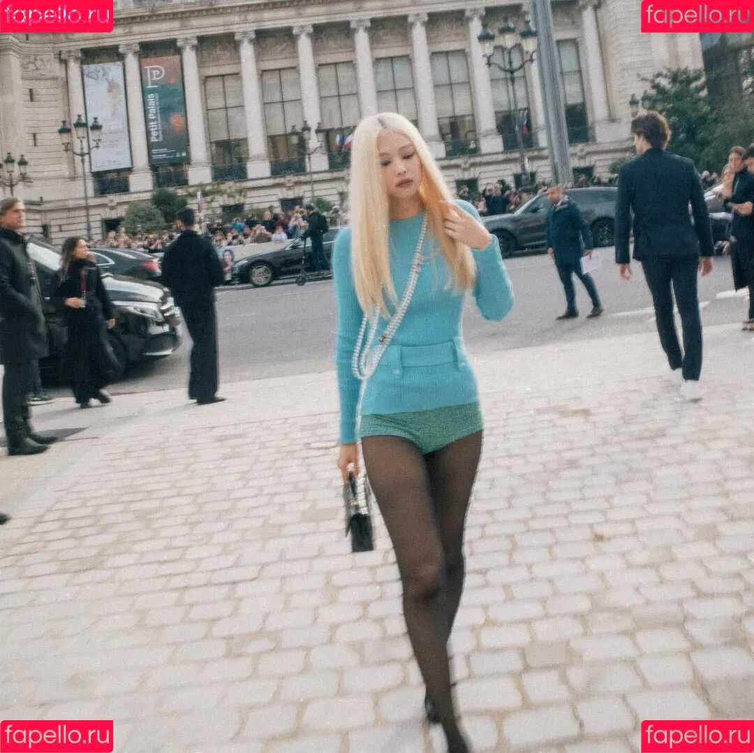 Blackpink / Jennie | BLΛƆKPIИK / jennierubyjane / sheflieshigh Onlyfans Photo Gallery 