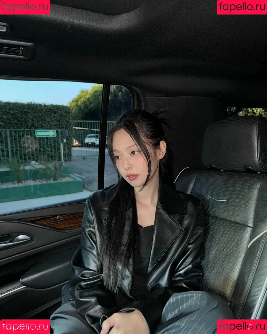 Blackpink / Jennie | BLΛƆKPIИK / jennierubyjane / sheflieshigh Onlyfans Photo Gallery 