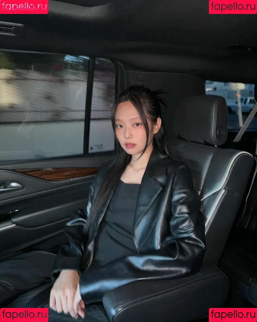 Blackpink / Jennie | BLΛƆKPIИK / jennierubyjane / sheflieshigh Onlyfans Photo Gallery 