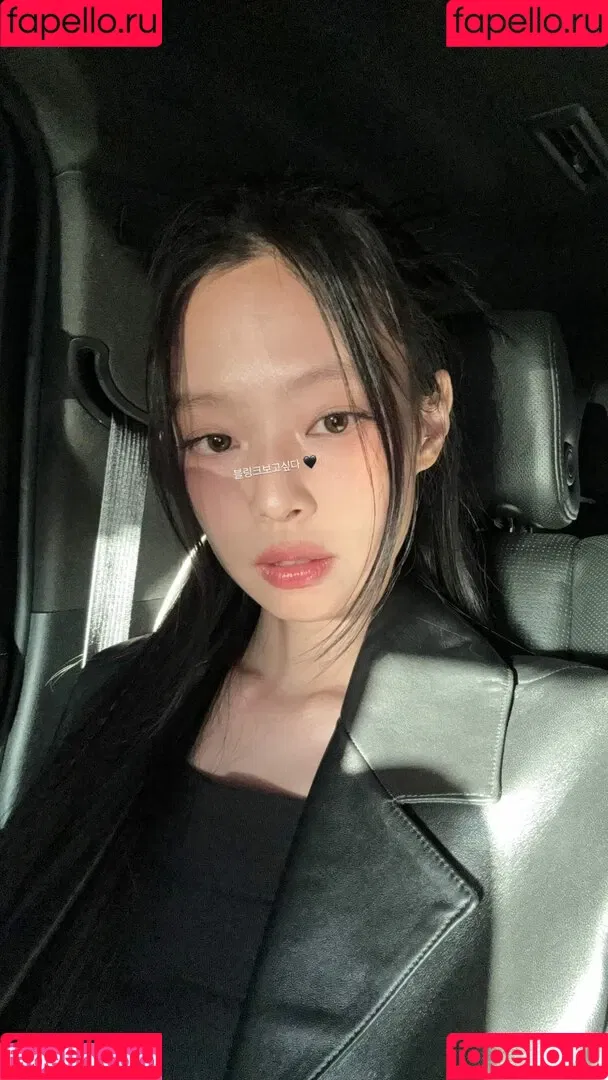 Blackpink / Jennie | BLΛƆKPIИK / jennierubyjane / sheflieshigh Onlyfans Photo Gallery 