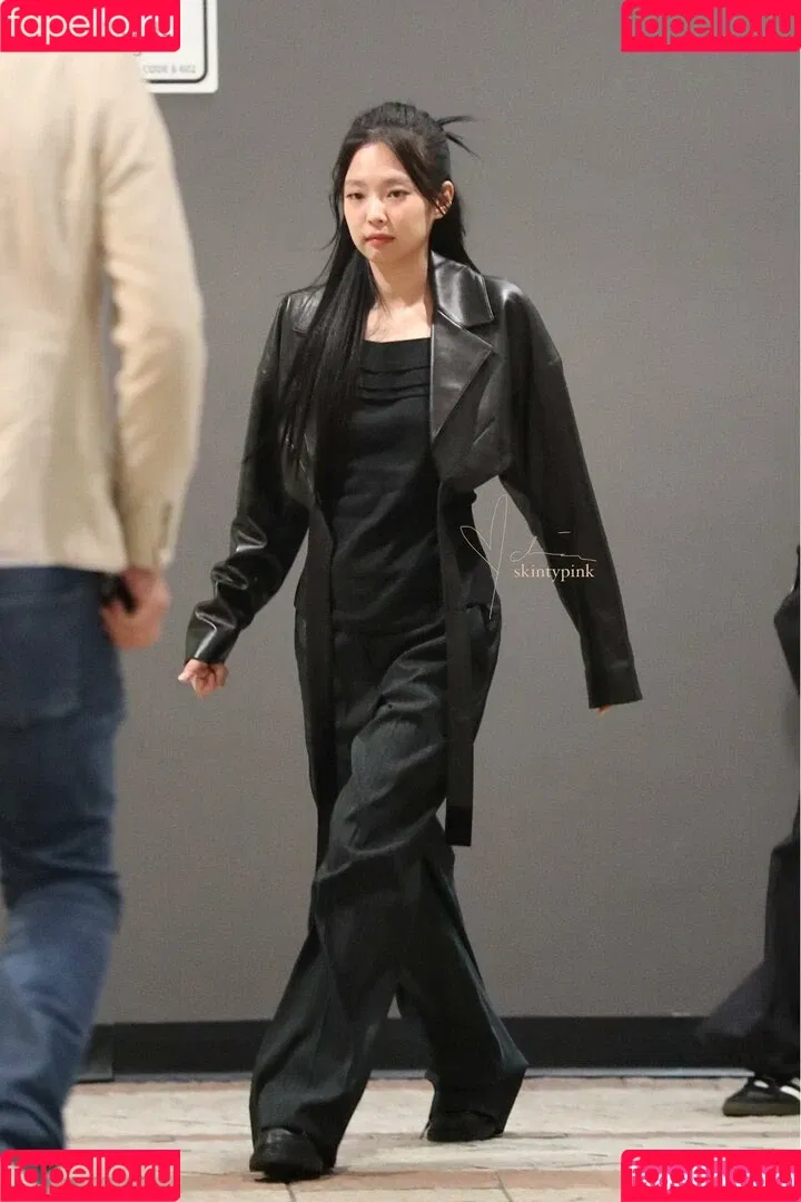 Blackpink / Jennie | BLΛƆKPIИK / jennierubyjane / sheflieshigh Onlyfans Photo Gallery 