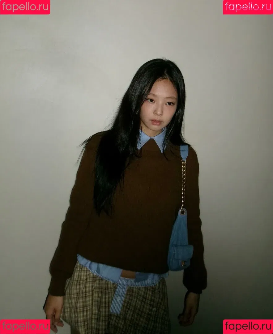 Blackpink / Jennie | BLΛƆKPIИK / jennierubyjane / sheflieshigh Onlyfans Photo Gallery 