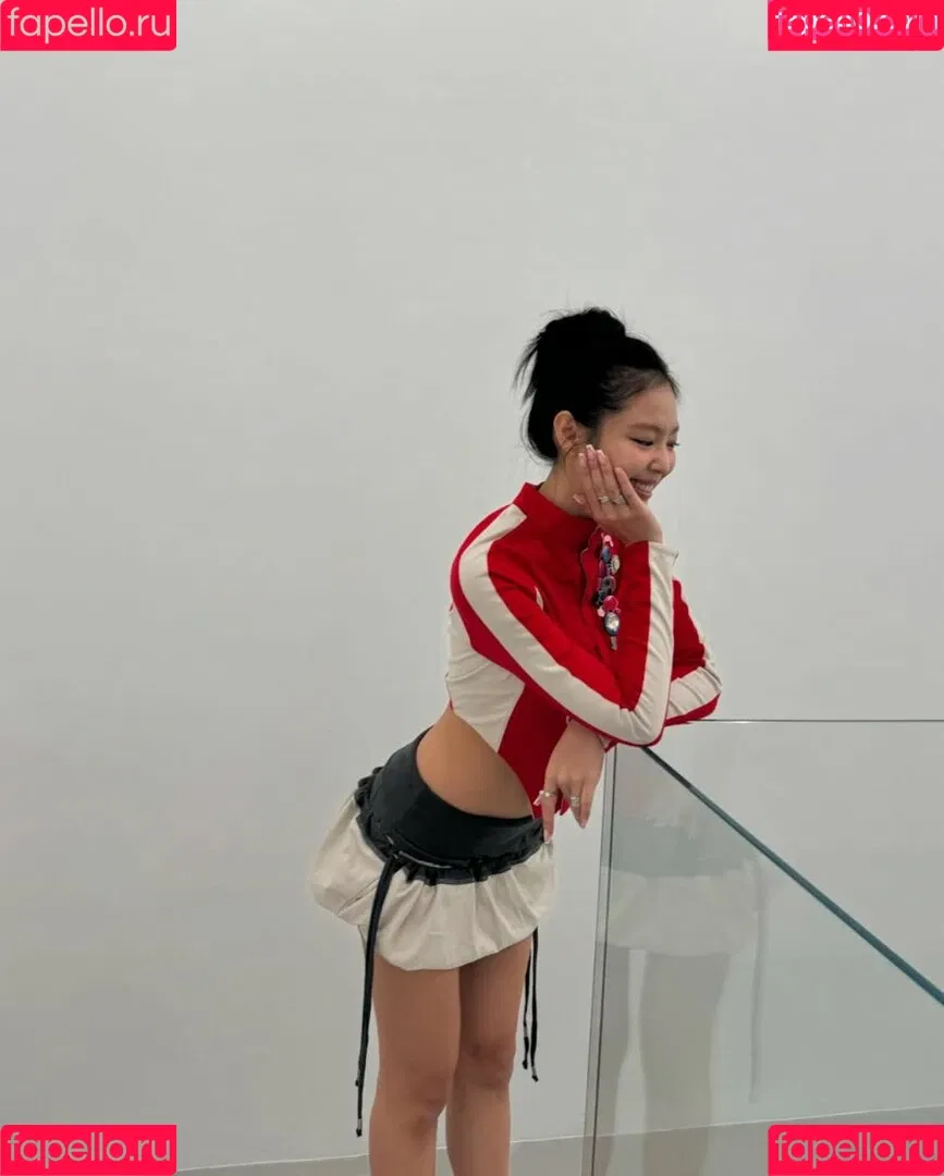 Blackpink / Jennie | BLΛƆKPIИK / jennierubyjane / sheflieshigh Onlyfans Photo Gallery 