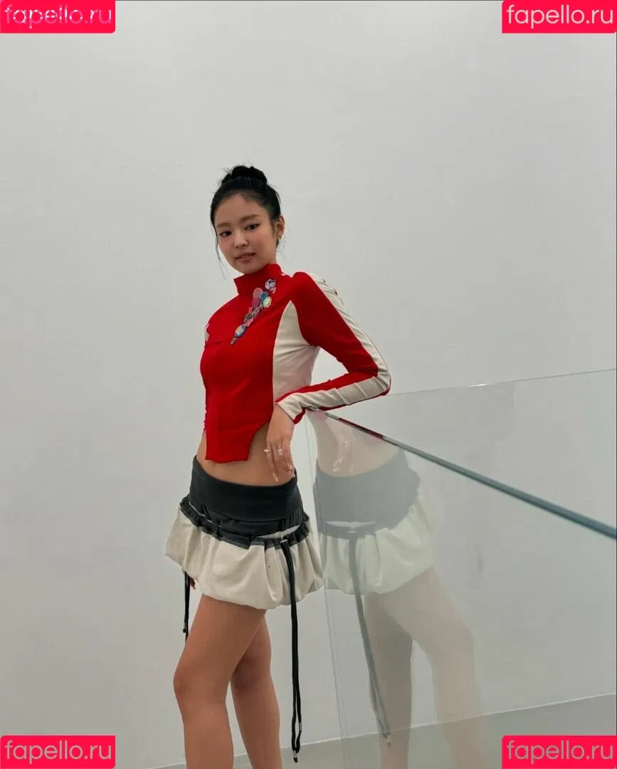 Blackpink / Jennie | BLΛƆKPIИK / jennierubyjane / sheflieshigh Onlyfans Photo Gallery 