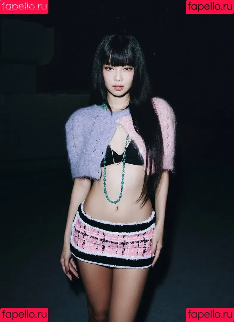 Blackpink / Jennie | BLΛƆKPIИK / jennierubyjane / sheflieshigh Onlyfans Photo Gallery 