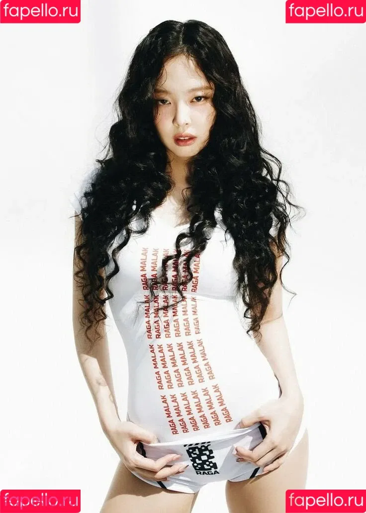Blackpink / Jennie | BLΛƆKPIИK / jennierubyjane / sheflieshigh Onlyfans Photo Gallery 