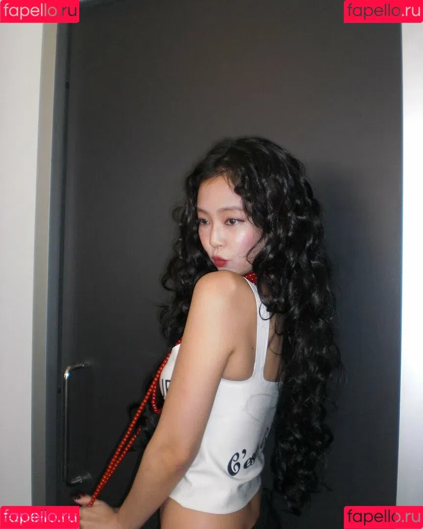 Blackpink / Jennie | BLΛƆKPIИK / jennierubyjane / sheflieshigh Onlyfans Photo Gallery 