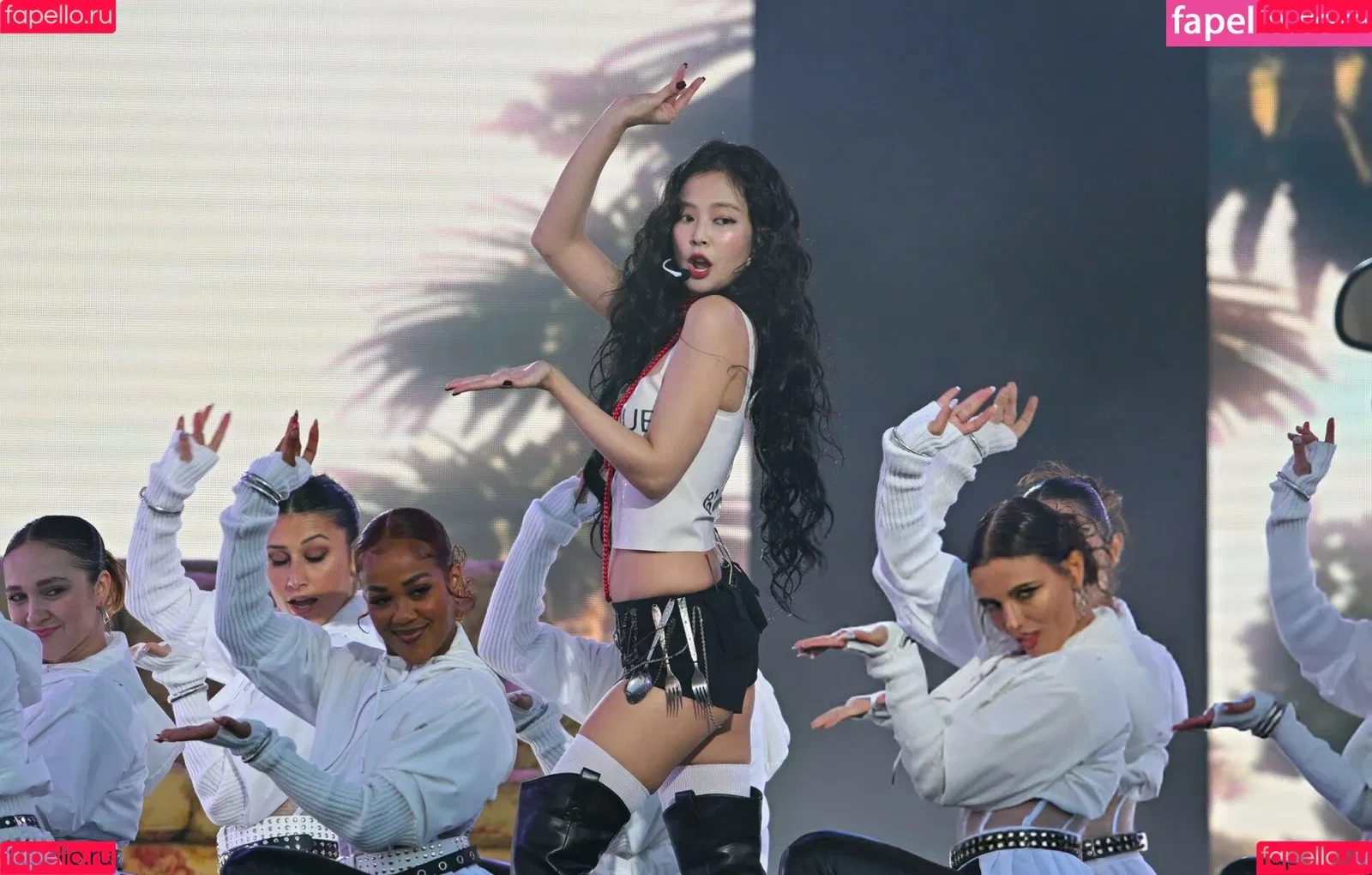 Blackpink / Jennie | BLΛƆKPIИK / jennierubyjane / sheflieshigh Onlyfans Photo Gallery 