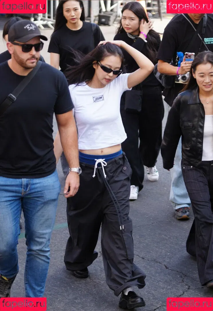 Blackpink / Jennie | BLΛƆKPIИK / jennierubyjane / sheflieshigh Onlyfans Photo Gallery 