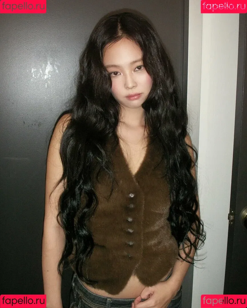 Blackpink / Jennie | BLΛƆKPIИK / jennierubyjane / sheflieshigh Onlyfans Photo Gallery 