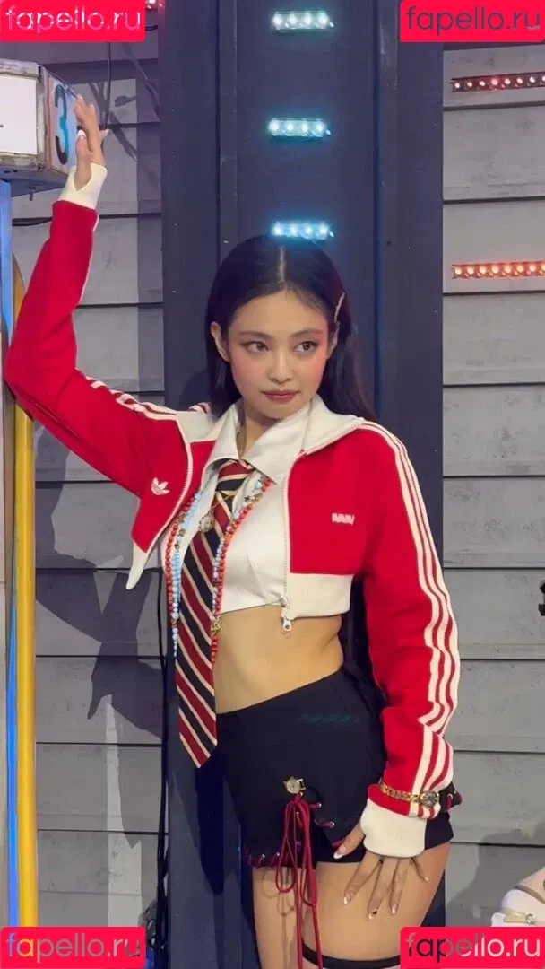 Blackpink / Jennie | BLΛƆKPIИK / jennierubyjane / sheflieshigh Onlyfans Photo Gallery 