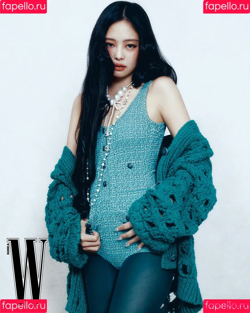 Blackpink / Jennie | BLΛƆKPIИK / jennierubyjane / sheflieshigh Onlyfans Photo Gallery 