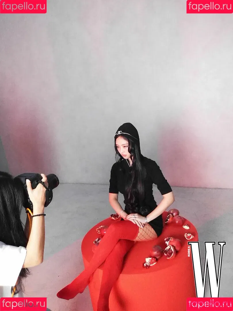 Blackpink / Jennie | BLΛƆKPIИK / jennierubyjane / sheflieshigh Onlyfans Photo Gallery 