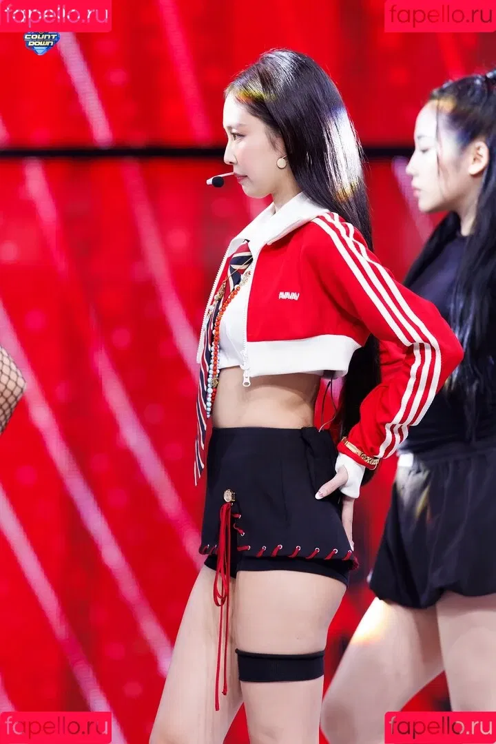 Blackpink / Jennie | BLΛƆKPIИK / jennierubyjane / sheflieshigh Onlyfans Photo Gallery 