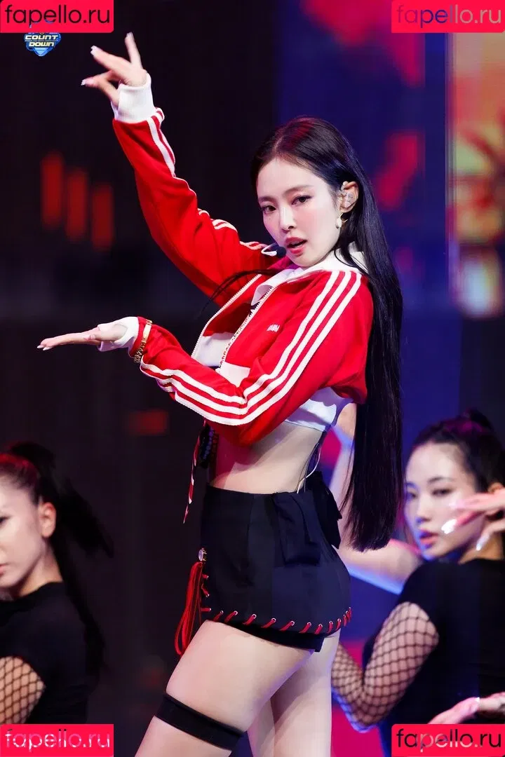 Blackpink / Jennie | BLΛƆKPIИK / jennierubyjane / sheflieshigh Onlyfans Photo Gallery 
