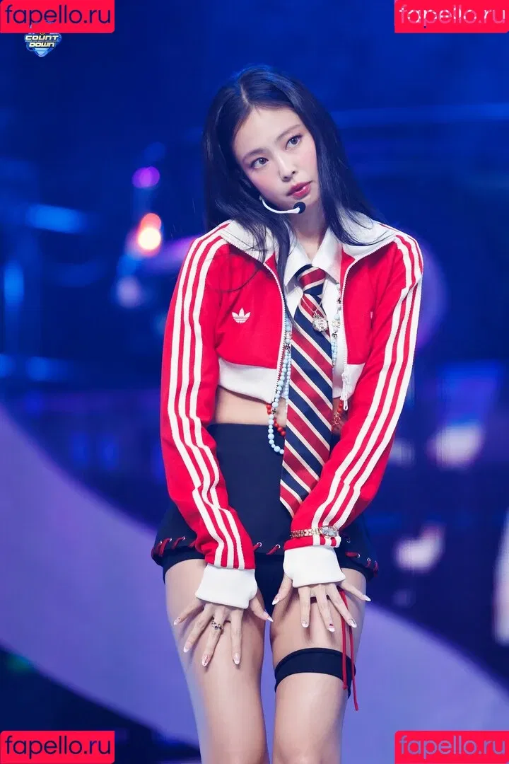 Blackpink / Jennie | BLΛƆKPIИK / jennierubyjane / sheflieshigh Onlyfans Photo Gallery 
