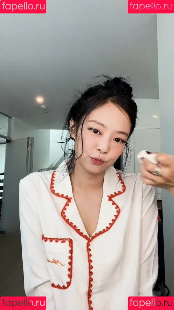 Blackpink / Jennie | BLΛƆKPIИK / jennierubyjane / sheflieshigh Onlyfans Photo Gallery 