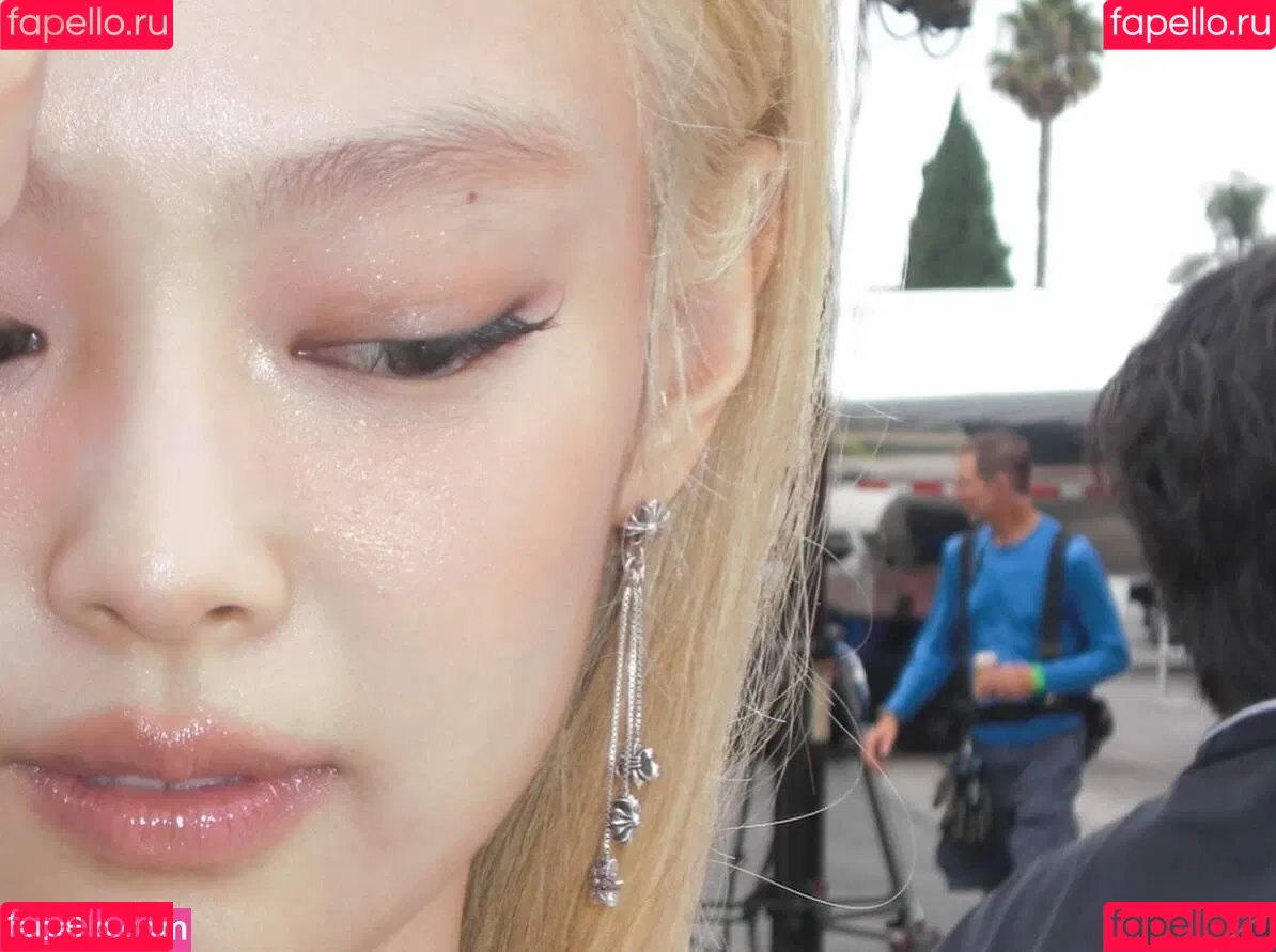 Blackpink / Jennie | BLΛƆKPIИK / jennierubyjane / sheflieshigh Onlyfans Photo Gallery 