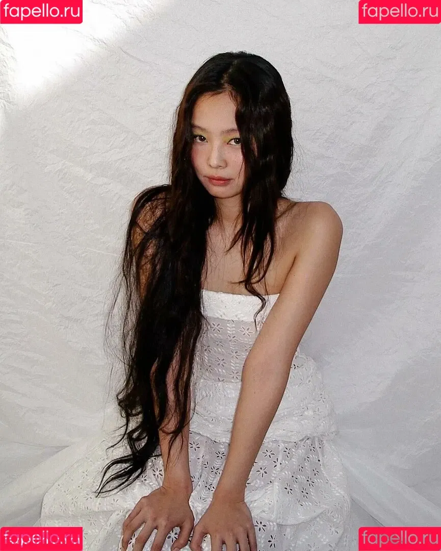 Blackpink / Jennie | BLΛƆKPIИK / jennierubyjane / sheflieshigh Onlyfans Photo Gallery 