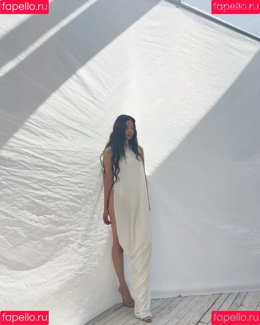 Blackpink / Jennie | BLΛƆKPIИK / jennierubyjane / sheflieshigh Onlyfans Photo Gallery 