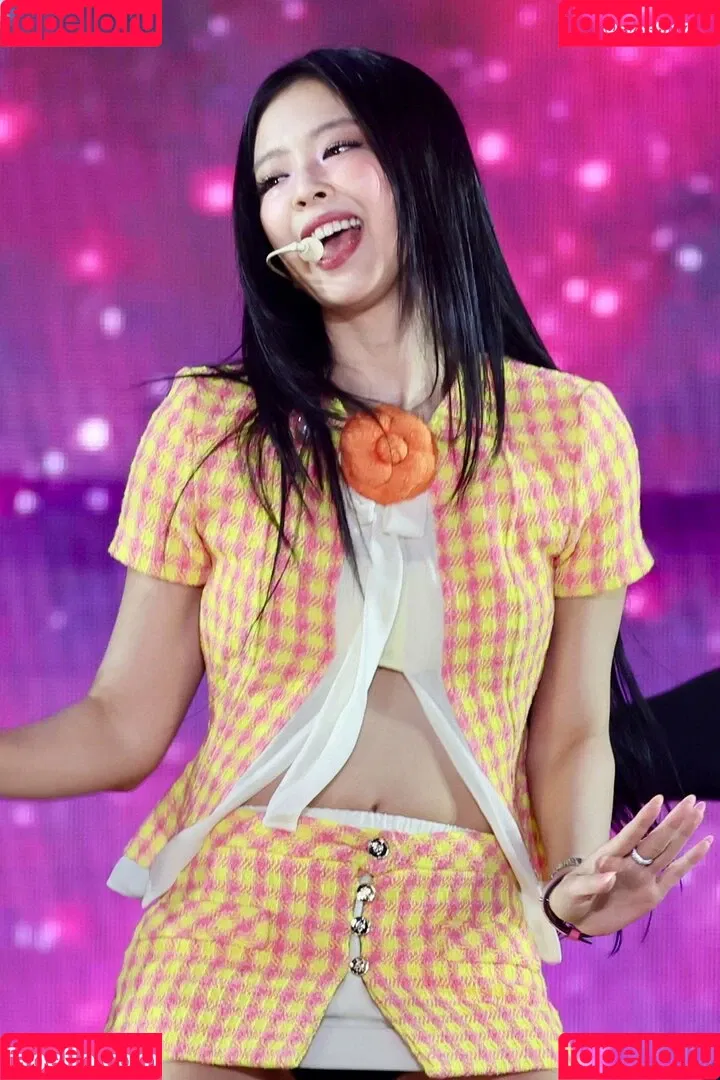 Blackpink / Jennie | BLΛƆKPIИK / jennierubyjane / sheflieshigh Onlyfans Photo Gallery 