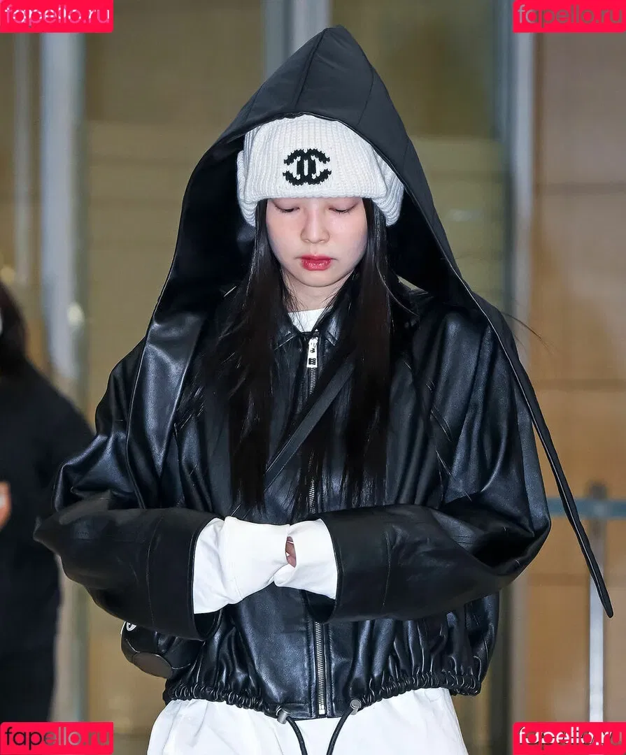 Blackpink / Jennie | BLΛƆKPIИK / jennierubyjane / sheflieshigh Onlyfans Photo Gallery 
